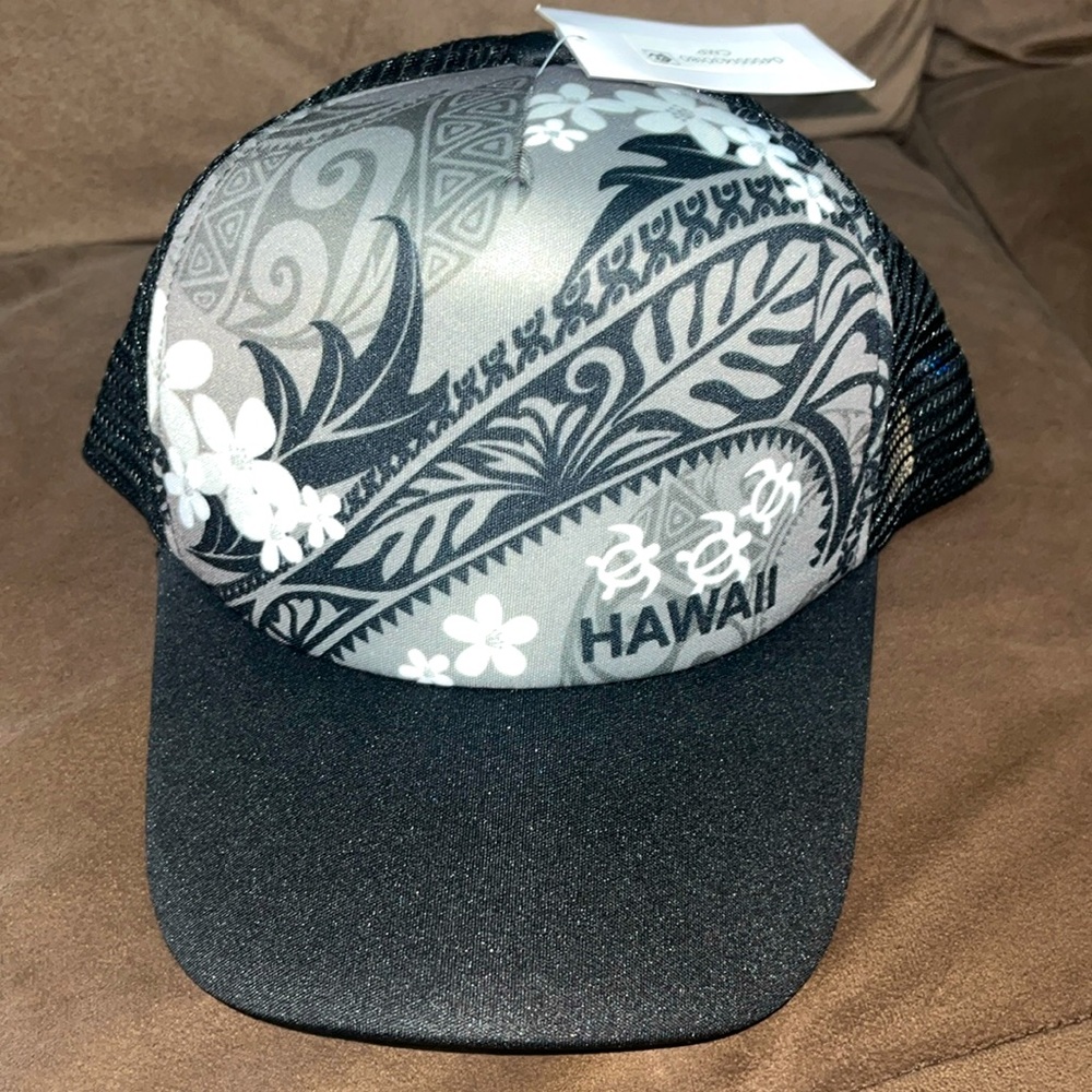 NEW Hawaii trucker hat
